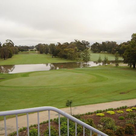 Rich River Golf Club Моама Екстер'єр фото